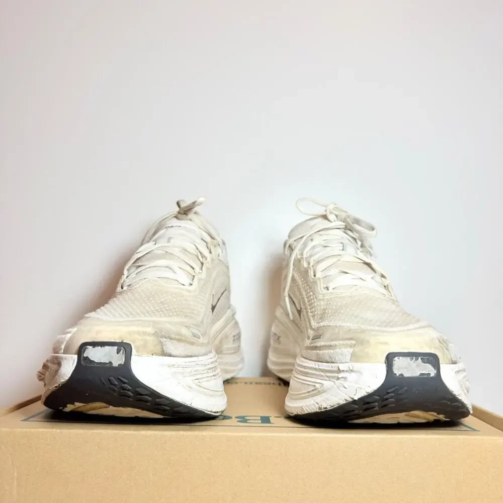 Nike Vomero Plus ZoomX Mens Road Running Shoes White Vast Grey Size 9.5 Sneaker